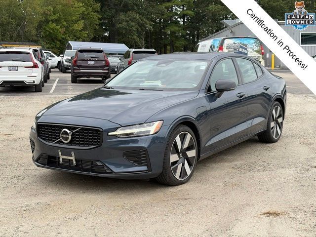Certified 2024 Volvo S60 T8 Plus w/ Climate Package AWD/4WD image 1