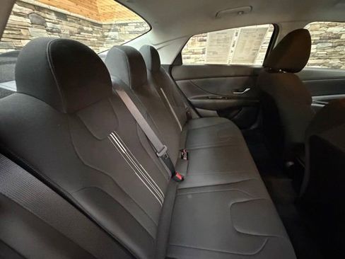 Used 2021 Hyundai Elantra SEL FWD image 33