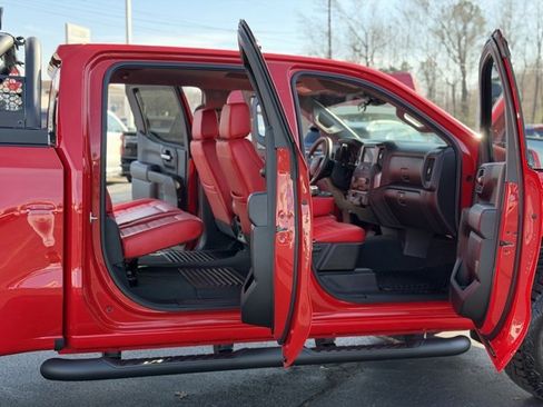 Used 2025 Chevrolet Silverado 1500 Custom Trail Boss image 22