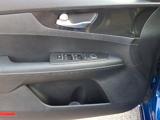 Certified 2024 Kia Forte GT-Line FWD image 13
