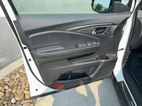Used 2021 Honda Passport EX-L image 12