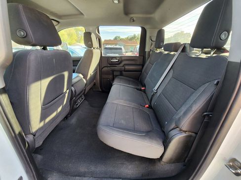 Used 2022 Chevrolet Silverado 2500 LT w/ Convenience Package image 16