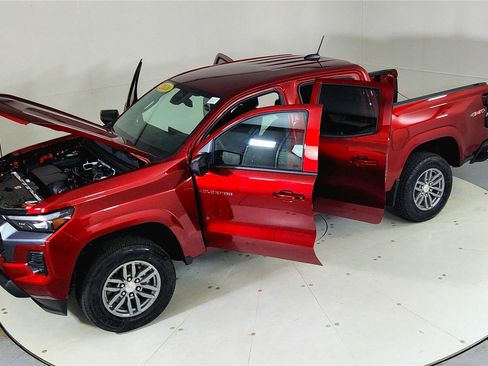 Used 2026 Chevrolet Colorado LT w/ LT Convenience Package AWD/4WD image 25