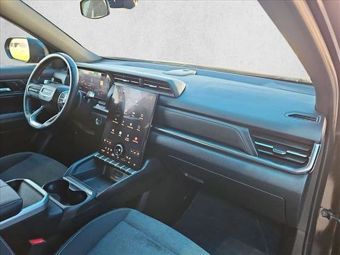 Certified 2025 GMC Terrain Elevation FWD image 22