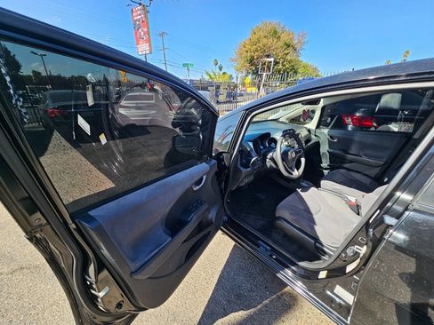 Used 2012 Honda Fit image 9