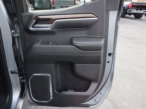 Used 2023 GMC Sierra 1500 Elevation image 21