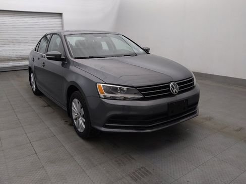 Used 2016 Volkswagen Jetta SE FWD image 13