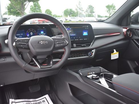 New 2026 Chevrolet Equinox RS FWD image 18