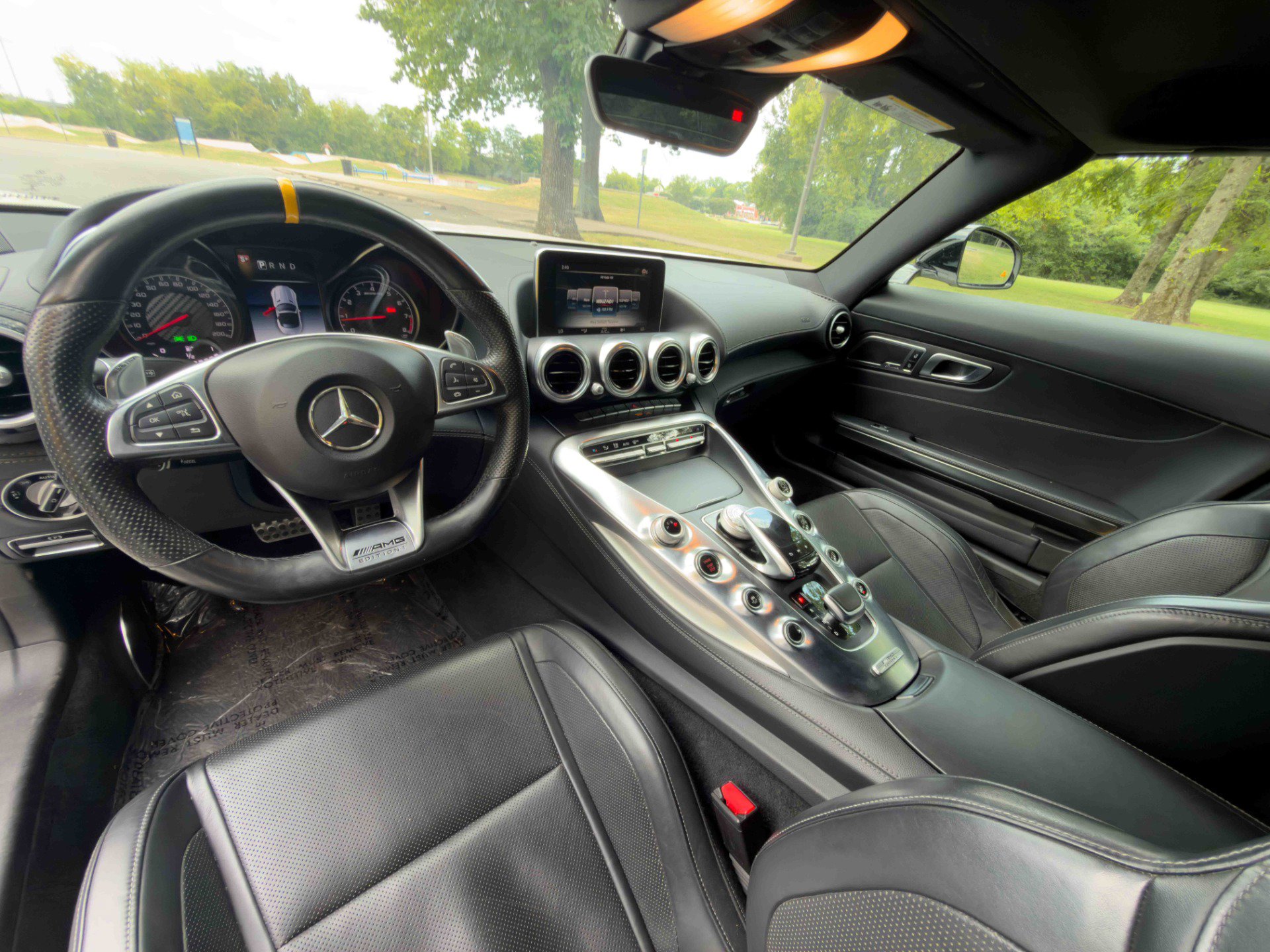 Used 2019 Mercedes-Benz AMG GT Roadster image 16