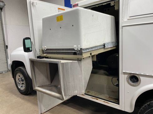 Used 2014 Chevrolet Silverado 3500 W/T image 21