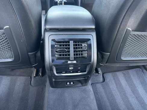 Used 2024 BMW X3 xDrive30i image 32