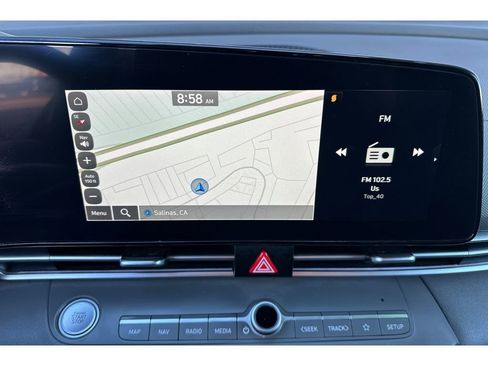 Used 2024 Hyundai Elantra SEL image 20