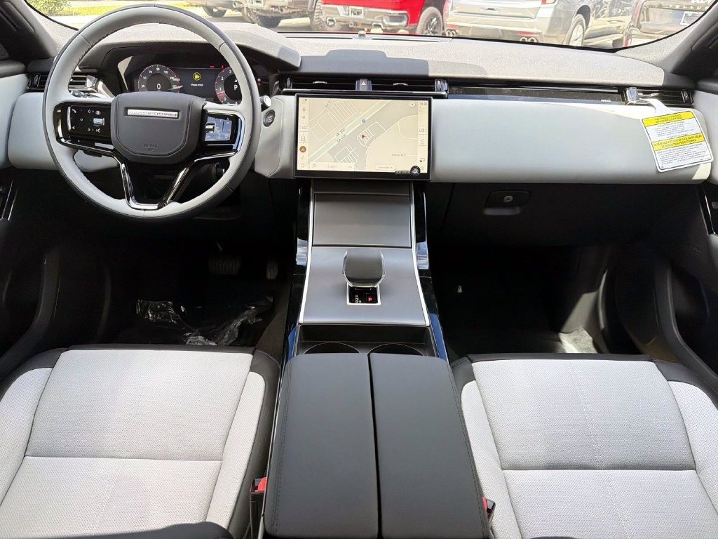 New 2026 Land Rover Range Rover Velar S AWD/4WD image 13