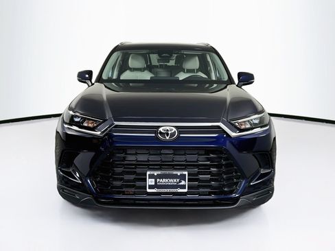 Certified 2024 Toyota Grand Highlander AWD image 2