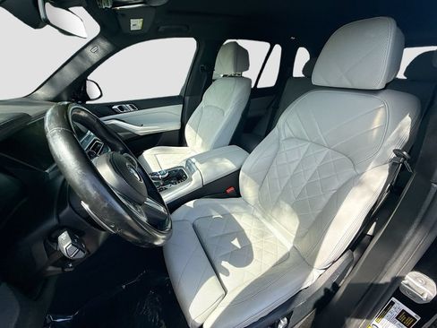 Used 2023 BMW X5 M50i w/ Executive Package AWD/4WD image 22