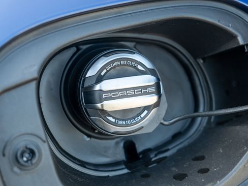 New 2026 Porsche Macan Turbo AWD/4WD image 43