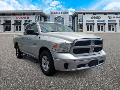 Used 2016 RAM 1500 Classic SLT RWD image 2