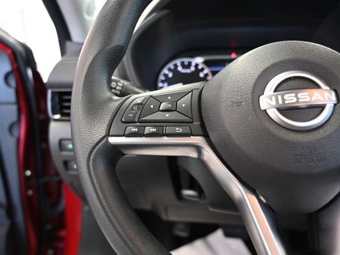 Used 2024 Nissan Sentra SV FWD image 23