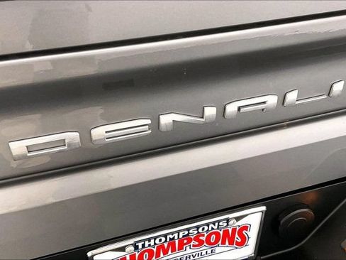 Used 2020 GMC Sierra 1500 Denali w/ Denali Ultimate Package AWD/4WD image 7
