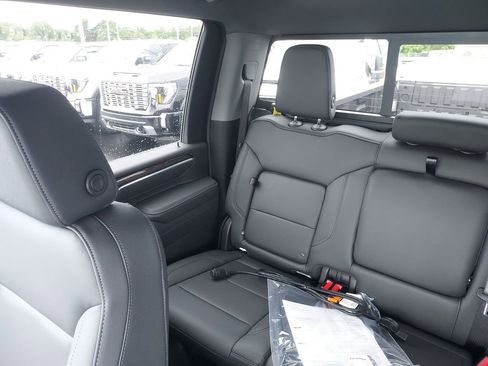 New 2026 Chevrolet Silverado 3500 LT w/ All Star Edition AWD/4WD image 12
