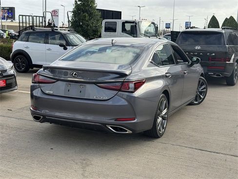 Used 2019 Lexus ES 350 F Sport image 5