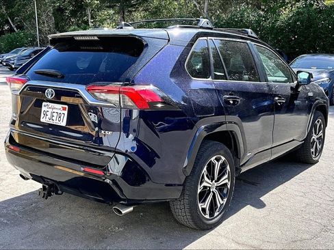 Used 2021 Toyota RAV4 XSE w/ Weather Package AWD/4WD image 4