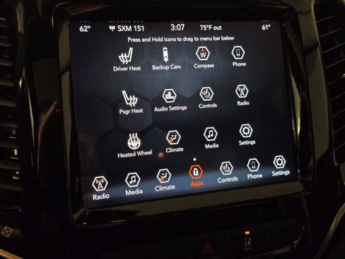 Used 2022 Jeep Cherokee Limited image 28