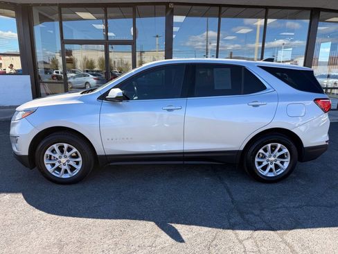 Used 2018 Chevrolet Equinox LT AWD/4WD image 2