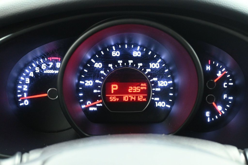 Used 2019 Kia Soul FWD image 18