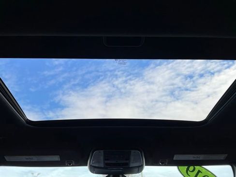 Used 2019 Jeep Grand Cherokee Altitude image 24