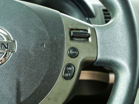 Used 2011 Nissan Sentra 2.0 S FWD image 11