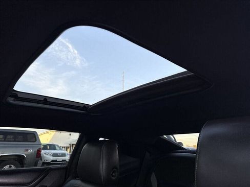 Used 2019 Chevrolet Camaro SS image 27