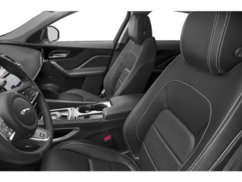 Used 2018 Jaguar F-PACE R-Sport image 9
