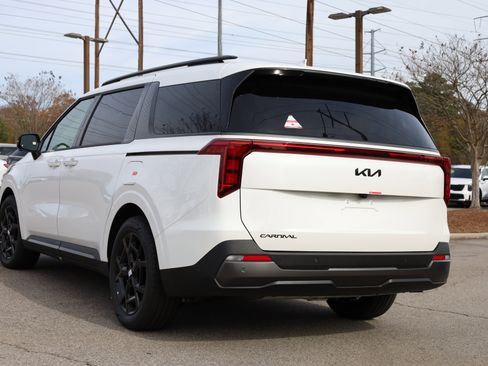 New 2026 Kia Carnival SX w/ SX Dark Edition Package image 5