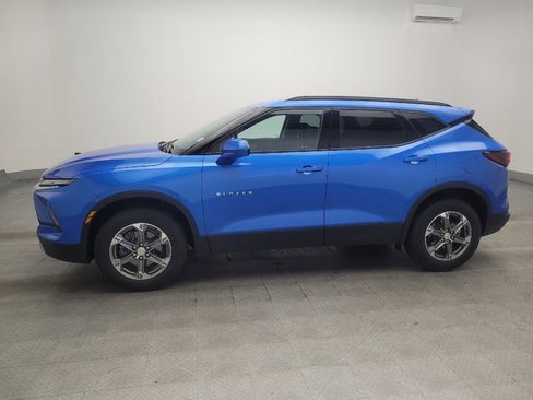 Used 2024 Chevrolet Blazer LT w/ Convenience Package FWD image 2