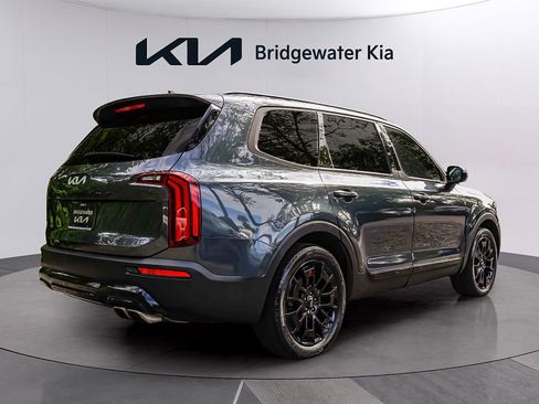 Certified 2022 Kia Telluride SX w/ SX Prestige Package AWD/4WD image 6