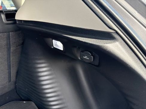 Used 2024 Honda HR-V LX image 44