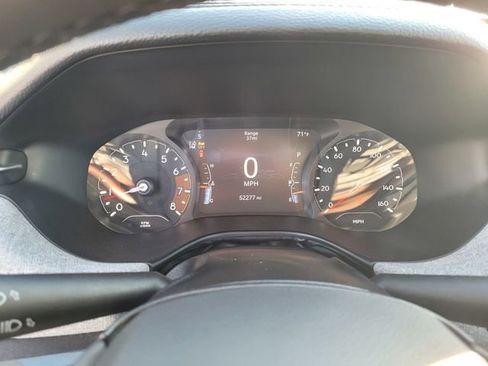 Used 2024 Jeep Compass Latitude image 22