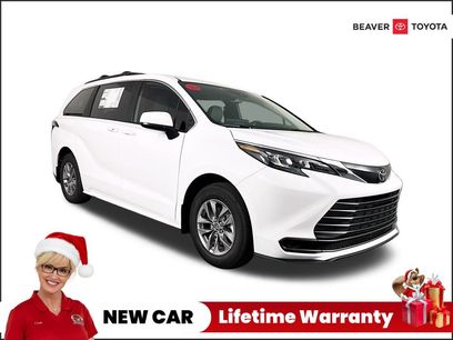 New 2026 Toyota Sienna LE