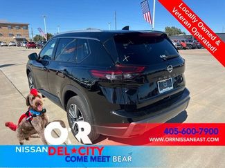 Used 2026 Nissan Rogue SL AWD/4WD video 3