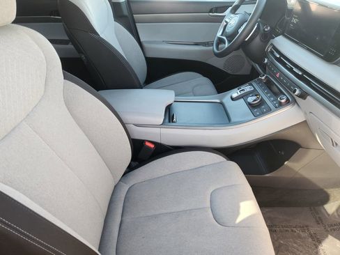 Used 2024 Hyundai Palisade SE image 14
