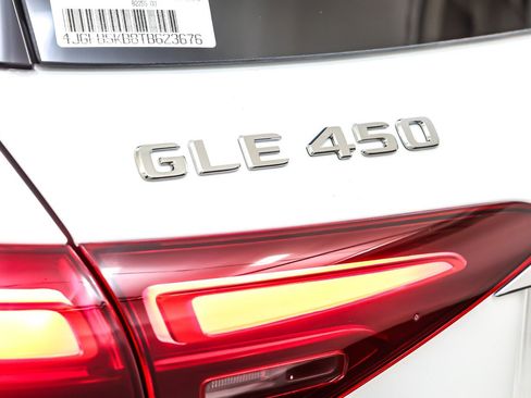 New 2026 Mercedes-Benz GLE 450 4MATIC image 9