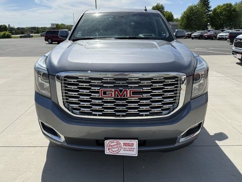 Used 2018 GMC Yukon Denali w/ Open Road Package AWD/4WD image 3