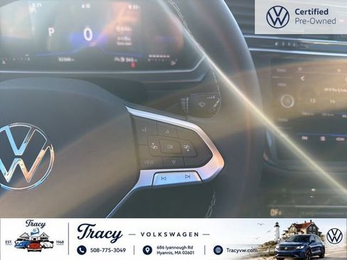 Certified 2023 Volkswagen Tiguan SE FWD image 16