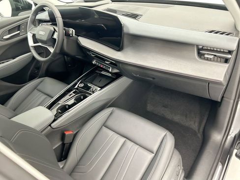 New 2026 Audi Q3 quattro 2.0T image 16