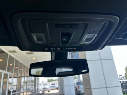 Used 2021 GMC Sierra 1500 SLT AWD/4WD image 21