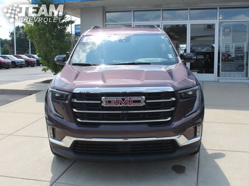 Certified 2024 GMC Acadia Elevation FWD image 9