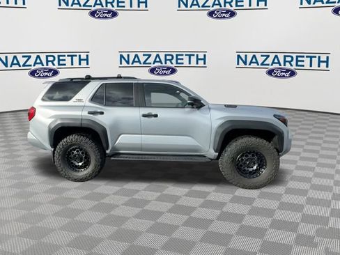 Used 2025 Toyota 4Runner TRD Off-Road image 9