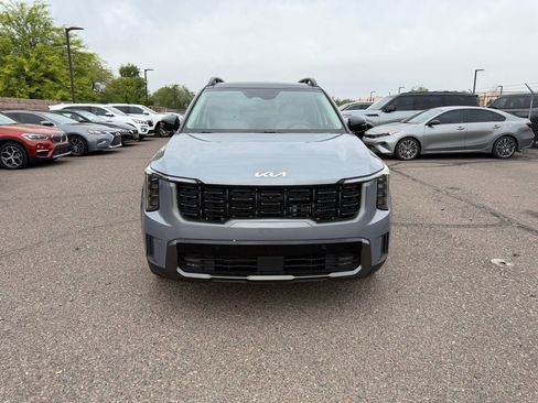 Used 2024 Kia Sorento SX AWD/4WD image 2