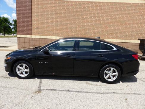 Used 2020 Chevrolet Malibu LS FWD image 5
